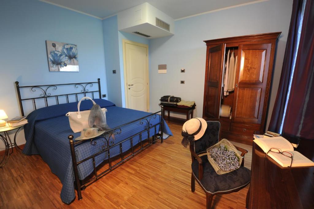 Villa Vecchio Castagnito Habitación foto